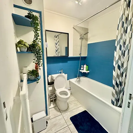 Spacieux Duplex Pres Des Quais De Seine Linge Maison Fourni Parking Gratuit 4 Chambres Bienvenue A Vous Ruan Exterior foto